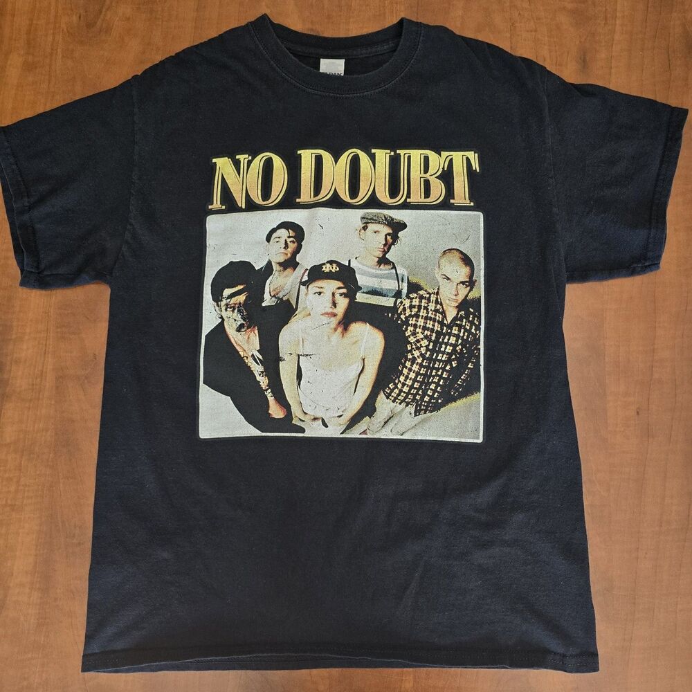 No Doubt Y2K Short Sleeve Gildan Cotton Crew Neck Graphic Band Tee M